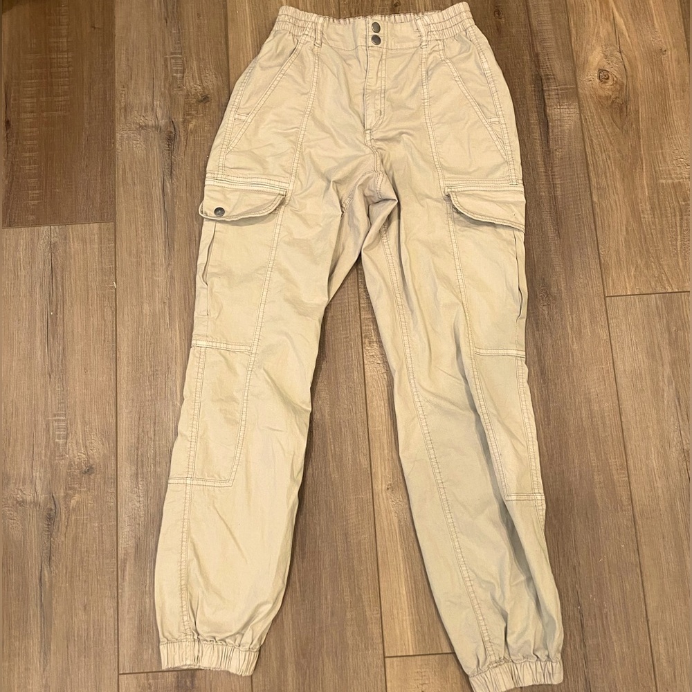 GARAGE cargo pants size extra small :)
